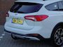 Ford Focus Wagon 1.5 EcoBoost Panoramadak/Camera/Trekhaak/LED