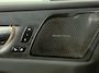 Volvo XC60 2.0 T6 Plug-in hybrid AWD Black Edition Plus Panoramadak, Harman/Kardon, 21Inch velgen, 360 Camera, Navi, Stoelverwarming, Head-up display, Elektrische achterklep, Elektrische achterklep, Memory stoelen, 1 jaar garantie