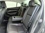 Mazda 3 2.0 SkyActiv Hybrid 150PK Exclusive-Line / Trekhaak / Stoel & Stuurverwarming / Lederen Bekleding / Head-Up Display / Elektrisch Bedienbare Bestuurdersstoel met Geheugen / Apple Carplay & Android Auto / Climate Control / Navigatie /