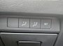 Mazda 3 2.0 SkyActiv Hybrid 150PK Exclusive-Line / Trekhaak / Stoel & Stuurverwarming / Lederen Bekleding / Head-Up Display / Elektrisch Bedienbare Bestuurdersstoel met Geheugen / Apple Carplay & Android Auto / Climate Control / Navigatie /