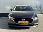 Mazda 3 2.0 SkyActiv Hybrid 150PK Exclusive-Line / Trekhaak / Stoel & Stuurverwarming / Lederen Bekleding / Head-Up Display / Elektrisch Bedienbare Bestuurdersstoel met Geheugen / Apple Carplay & Android Auto / Climate Control / Navigatie /