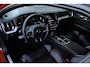 Volvo S60 2.0 Recharge T8 AWD Plus Bright | Apple Carplay & Android Auto | Cruise control adaptief met Stop & Go en stuurhulp | Dodehoekdetectie met correctie (Bliss) | Elektrisch verstelb. bestuurder/passagiersstoel met geheugen | Stoel- en stuurverwarming | Trekhaak elektrisch uitklapbaar
