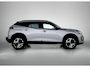 Peugeot 2008 SUV Allure Hybrid 145pk Automaat | Navigatie | 360° Camera | Climate Control | Adaptieve Cruise Control | Parkeersensoren v+a | Dodehoeksensor | Draadloze Apple Carplay / Android Auto | Digitaal instrumentenpaneel | DAB+ radio | Led koplampen | Donker getint glas | 17" lichtmetalen velgen |