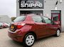 Toyota Yaris 1.5 VVT-i Aspiration -AUTOMAAT-5 DEURS-1STE EIGENAAR!-DEALER ONDERHOUDEN-CLIMA-CRUISECONTROL-NAVI-CAMERA-ETC.