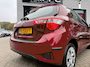 Toyota Yaris 1.5 VVT-i Aspiration -AUTOMAAT-5 DEURS-1STE EIGENAAR!-DEALER ONDERHOUDEN-CLIMA-CRUISECONTROL-NAVI-CAMERA-ETC.
