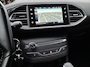 Peugeot 308 1.2 PureTech Style | Nieuw Binnen! | Navi | Trekhaak | Clima