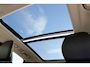 Volvo XC60 T6 Plug-in hybrid AWD Ultra Dark | Panoramadak | Luchtvering | Trekhaak | Verwarmbare voorstoelen, achterbank en stuurwiel | Head-up display | Premium audio by Harman Kardon | 360 graden camera |