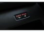 Volvo XC60 T6 Plug-in hybrid AWD Ultra Dark | Panoramadak | Luchtvering | Trekhaak | Verwarmbare voorstoelen, achterbank en stuurwiel | Head-up display | Premium audio by Harman Kardon | 360 graden camera |