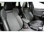 Audi Q4 e-tron 45 S Edition 82 kWh | Trekhaak Wegklapbaar | Panoramadak | Adaptive Cruise | Camera | Alcantara/Leder Sportstoelen | Elektrische Achterklep | Sportstuur |