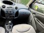 Toyota Yaris 1.0-16V VVT-i Terra / bj.2000 / airco / sportvelgen / export / APK tot 25/11/26 / NAP met 376726 km/ kleur: rood..