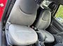 Toyota Yaris 1.0-16V VVT-i Terra / bj.2000 / airco / sportvelgen / export / APK tot 25/11/26 / NAP met 376726 km/ kleur: rood..