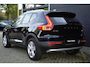 Volvo XC40 2.0 B3 Business Edition l 360° Camera l Google Infotainment l Keyless Entry & Drive l Elektrische Achterklep l All-Season banden l Elektrisch Verstelbare Voorstoelen l Cruise Control l