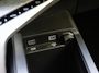 Peugeot E-3008 SUV GT Exclusive 73kWh 210pk | Accu 99% | Schuif-/Kanteldak | Trekhaak | Stoelverwarming