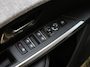 Peugeot E-3008 SUV GT Exclusive 73kWh 210pk | Accu 99% | Schuif-/Kanteldak | Trekhaak | Stoelverwarming