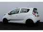 Chevrolet Spark 1.0 16V LS Bi-Fuel/ APK 11-2027!/ Airco/ C.V. Afstand/ Elek. pakket/ Isofix/ Bluetooth/ Media-Scherm/ Armsteun/ Multi. Stuur/ Mistl./ Dakrails.