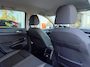 Volkswagen Golf 1.0 TSI Life Business | Stoel & Stuurverwarming | Sfeerverlichting | Parkeersensoren | Apple Carplay