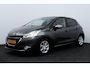 Peugeot 208 1.2 PureTech Style Pack/ DEALER ONDERHOUDEN!/ 15'' LMV/ Navi/ Clima/ Cruise/ Elek. pakket/ Isofix/ Bluetooth/ Armsteun/ Multi. LEDER. Stuur/ Mistl./ PDC/ Extra getint glas.