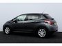 Peugeot 208 1.2 PureTech Style Pack/ DEALER ONDERHOUDEN!/ 15'' LMV/ Navi/ Clima/ Cruise/ Elek. pakket/ Isofix/ Bluetooth/ Armsteun/ Multi. LEDER. Stuur/ Mistl./ PDC/ Extra getint glas.