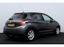 Peugeot 208 1.2 PureTech Style Pack/ DEALER ONDERHOUDEN!/ 15'' LMV/ Navi/ Clima/ Cruise/ Elek. pakket/ Isofix/ Bluetooth/ Armsteun/ Multi. LEDER. Stuur/ Mistl./ PDC/ Extra getint glas.