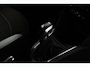 Peugeot 208 1.2 PureTech Style Pack/ DEALER ONDERHOUDEN!/ 15'' LMV/ Navi/ Clima/ Cruise/ Elek. pakket/ Isofix/ Bluetooth/ Armsteun/ Multi. LEDER. Stuur/ Mistl./ PDC/ Extra getint glas.