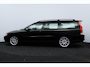 Volvo V70 2.0T Edition II Sport/ D-Riem verv: 337.000 KM!/ Trekhaak/ Navi/ Bi-Xenon/ Stoelverw./ Leder/ Navi/ Clima/ Cruise/ Elek. pakket/ Armsteun/ Multi. LEDER. Stuur/ Mistl./ PDC/ Dakspoiler.