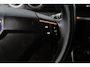 Volvo V70 2.0T Edition II Sport/ D-Riem verv: 337.000 KM!/ Trekhaak/ Navi/ Bi-Xenon/ Stoelverw./ Leder/ Navi/ Clima/ Cruise/ Elek. pakket/ Armsteun/ Multi. LEDER. Stuur/ Mistl./ PDC/ Dakspoiler.