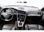 Volvo V70 2.0T Edition II Sport/ D-Riem verv: 337.000 KM!/ Trekhaak/ Navi/ Bi-Xenon/ Stoelverw./ Leder/ Navi/ Clima/ Cruise/ Elek. pakket/ Armsteun/ Multi. LEDER. Stuur/ Mistl./ PDC/ Dakspoiler.