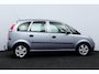 Opel Meriva 1.6-16V Maxx Cool/ Trekhaak/ 15'' LMV/ Clima/ Cruise/ Elek. pakket/ Armsteun/ LEDER. Stuur/ 15'' LMV/ Getint glas/ Metallic lak.