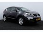 Kia Sportage 1.6 GDI X-ecutive Plus Pack/ Trekhaak/ Camera/ 17'' LMV/ Half-Leder/ Navi/ Clima/ Cruise/ Elek. pakket/ Isofix/ Bluetooth/ Armsteun/ Multi. LEDER. Stuur/ Mistl./ PDC/ Extra getint glas/ Chroom.