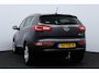 Kia Sportage 1.6 GDI X-ecutive Plus Pack/ Trekhaak/ Camera/ 17'' LMV/ Half-Leder/ Navi/ Clima/ Cruise/ Elek. pakket/ Isofix/ Bluetooth/ Armsteun/ Multi. LEDER. Stuur/ Mistl./ PDC/ Extra getint glas/ Chroom.