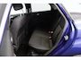 Ford Focus 1.0 Titanium/ Trekhaak/ 16'' LMV/ Android-Auto/ Navi/ Clima/ Cruise/ Elek. pakket/ Isofix/ Bluetooth/ 6-Bak/ Armsteun/ Multi. LEDER. Stuur/ Mistl./ PDC V+A/ Extra getint glas.