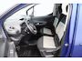 Citroën Berlingo XL 1.2 PureTech Shine/ D-RIEM VERV 69.000 KM!/ AUTOMAAT!/ Trekhaak/ HUD/ Apple + Android/ DAB+/ Camera/ Dubbele Schuifdeur/ Keyless/ Dode-Hoek DET./ Keyless/ Lane-Assist./ Extra getint glas/ Dakspoiler/ PDC V+A/ Da