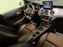 Mercedes-Benz CLA 180 AMG line/Alcant/Cam/Stoelv
