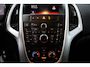 Opel Astra Sports Tourer 1.4 Turbo Design Edition/ APK 12-2027!/ Trekhaak/ 17'' LMV/ Half-Leder/ Extra Getint Glas/ Navi/ Airco/ Cruise/ Elek. pakket/ Isofix/ Bluetooth/ Armsteun/ Multi. LEDER. Stuur/ Mistl./ PDC/ Chroom.