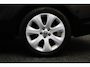 Opel Astra Sports Tourer 1.4 Turbo Design Edition/ APK 12-2027!/ Trekhaak/ 17'' LMV/ Half-Leder/ Extra Getint Glas/ Navi/ Airco/ Cruise/ Elek. pakket/ Isofix/ Bluetooth/ Armsteun/ Multi. LEDER. Stuur/ Mistl./ PDC/ Chroom.