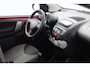 Toyota Aygo 1.0 VVT-i Access/ APK 11-2027!/ 5-Drs/ LED Dagrijverl./ Airco/ C.V. Afstand/ Elek. Ramen/ Isofix/ Bluetooth/ AUX & USB/ Getint glas.
