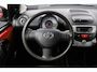 Toyota Aygo 1.0 VVT-i Access/ APK 11-2027!/ 5-Drs/ LED Dagrijverl./ Airco/ C.V. Afstand/ Elek. Ramen/ Isofix/ Bluetooth/ AUX & USB/ Getint glas.
