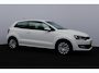 Volkswagen Polo 1.2 Team/ Airco/ Cruise/ Elek. pakket/ Stoelverw./ LEDER. Stuur/ Armsteun/ Mistl./ PDC/ Extra getint glas/ Dagrijverl.