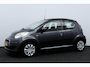 Citroën C1 1.0-12V Selection/ 5-DRS/ AIRCO!/ Radio-CD+AUX/ C.V.Afstand/ Elek.Pakket/ Isofix/ Metallic Lak/ Deelbare Achterbank/ Getint Glas.