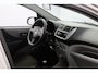 Nissan Pixo 1.0 Visia/ TREKHAAK!/ 5-Drs/ Stuurbekr./ Bumpers in kleur/ Isofix/ Radio-CD-AUX/ Getint glas.