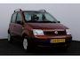 Fiat Panda 1.1 Active Plus/ Trekhaak/ Stuurbekr./ Bumpers in kleur/ Bluetooth/ AUX & USB/ Airbags/ Getint glas/ Metallic lak.
