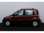 Fiat Panda 1.1 Active Plus/ Trekhaak/ Stuurbekr./ Bumpers in kleur/ Bluetooth/ AUX & USB/ Airbags/ Getint glas/ Metallic lak.
