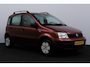 Fiat Panda 1.1 Active Plus/ Trekhaak/ Stuurbekr./ Bumpers in kleur/ Bluetooth/ AUX & USB/ Airbags/ Getint glas/ Metallic lak.