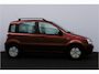 Fiat Panda 1.1 Active Plus/ Trekhaak/ Stuurbekr./ Bumpers in kleur/ Bluetooth/ AUX & USB/ Airbags/ Getint glas/ Metallic lak.