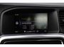 Volvo V60 1.6 T3 Momentum/ Trekhaak/ 17'' LMV/ Half-Leder/ Navi/ Clima/ Cruise/ Elek. pakket/ Isofix/ Bluetooth/ Armsteun/ Multi. LEDER. Stuur/ PDC/ Chroom/ LED Dagrijverl.