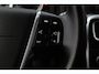Volvo V60 1.6 T3 Momentum/ Trekhaak/ 17'' LMV/ Half-Leder/ Navi/ Clima/ Cruise/ Elek. pakket/ Isofix/ Bluetooth/ Armsteun/ Multi. LEDER. Stuur/ PDC/ Chroom/ LED Dagrijverl.