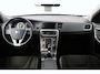 Volvo V60 1.6 T3 Momentum/ Trekhaak/ 17'' LMV/ Half-Leder/ Navi/ Clima/ Cruise/ Elek. pakket/ Isofix/ Bluetooth/ Armsteun/ Multi. LEDER. Stuur/ PDC/ Chroom/ LED Dagrijverl.