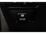 Volvo V60 1.6 T3 Momentum/ Trekhaak/ 17'' LMV/ Half-Leder/ Navi/ Clima/ Cruise/ Elek. pakket/ Isofix/ Bluetooth/ Armsteun/ Multi. LEDER. Stuur/ PDC/ Chroom/ LED Dagrijverl.