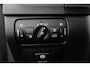 Volvo V60 1.6 T3 Momentum/ Trekhaak/ 17'' LMV/ Half-Leder/ Navi/ Clima/ Cruise/ Elek. pakket/ Isofix/ Bluetooth/ Armsteun/ Multi. LEDER. Stuur/ PDC/ Chroom/ LED Dagrijverl.