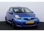Toyota Aygo 1.0-12V Comfort Navigator/ 5-Drs/ Airco/ C.V. Afstand/ Elek. Ramen/ Isofix/ Deelbare achterbank/ Getint glas/ Metallic lak.